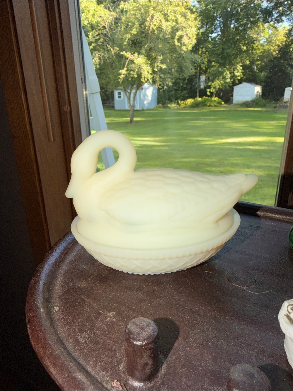Vintage Imperial Lenox Custard Glass Swan Trinket Box